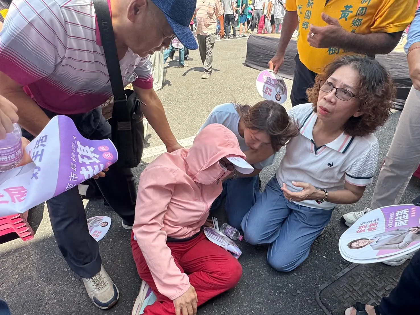 屏東新聞 - 競選總部成立意外插曲 母女伸援手展現人情溫度