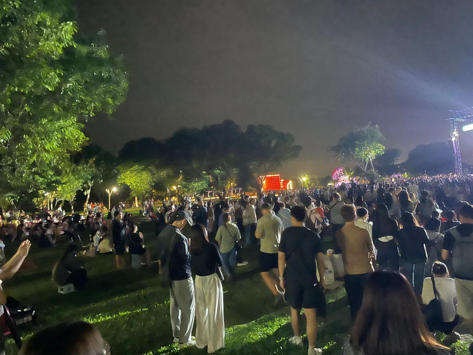 屏東新聞 - 縣民公園要擠爆了