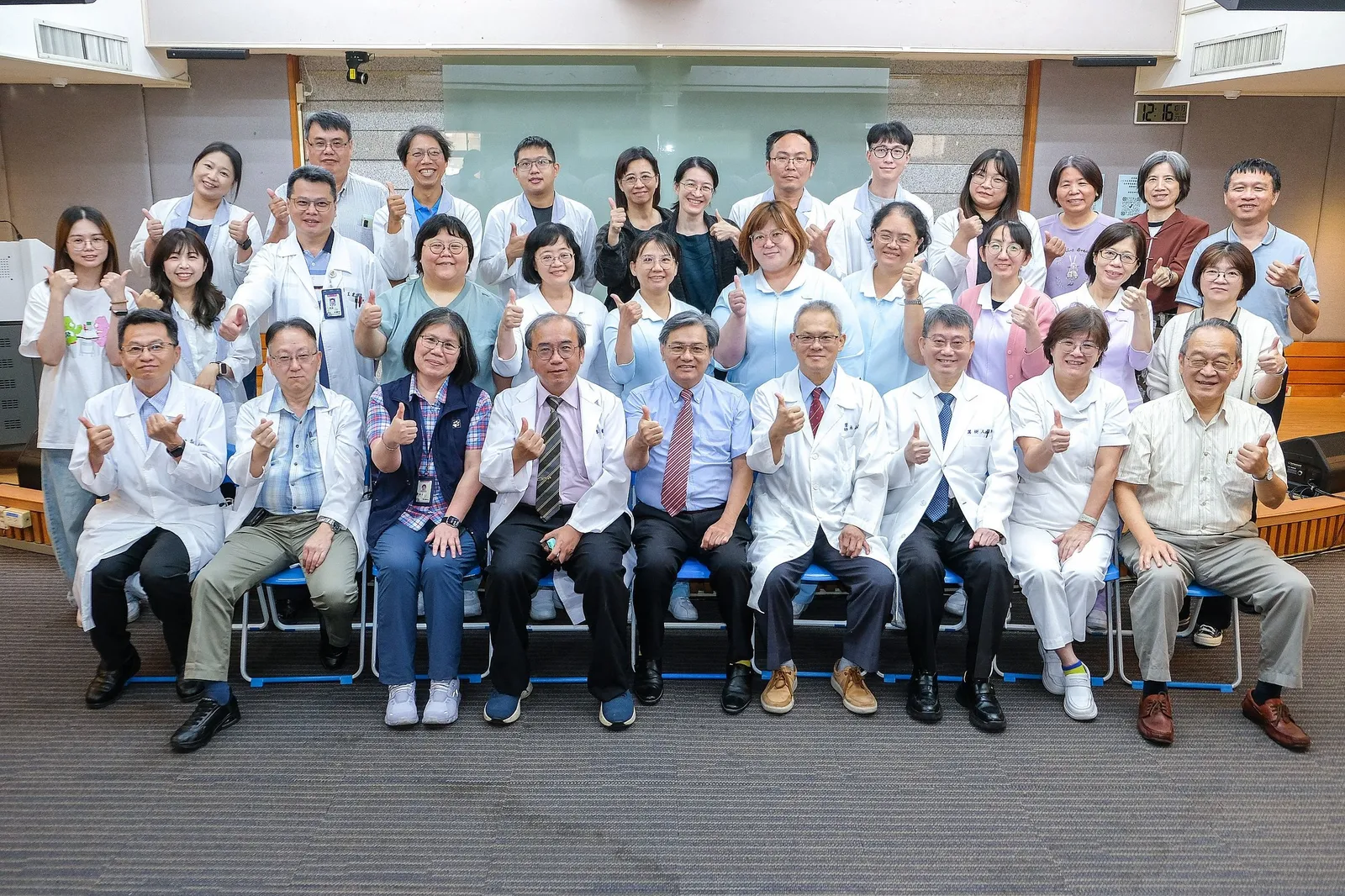 屏東新聞 - 屏基雙喜臨門 吳榮州院長獲醫療奉獻獎 屏東首家通過急性心肌梗塞照護品質認證